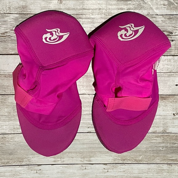 Vincere Sand Socks for Snorkeling, Beach Soccer, Sand Volleyball Pink XS - Picture 5 of 12